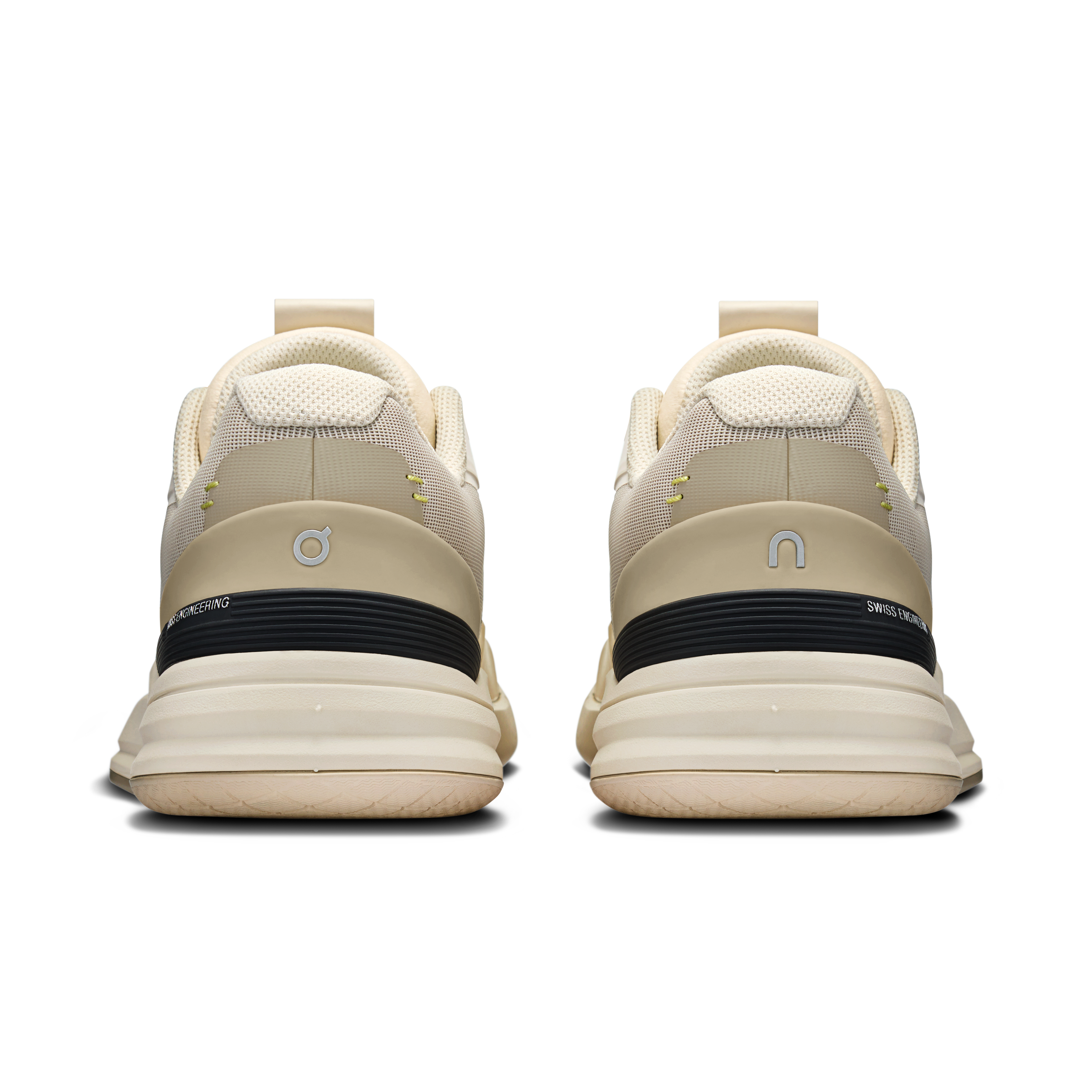 THE ROGER Pro - Sand | Ivory