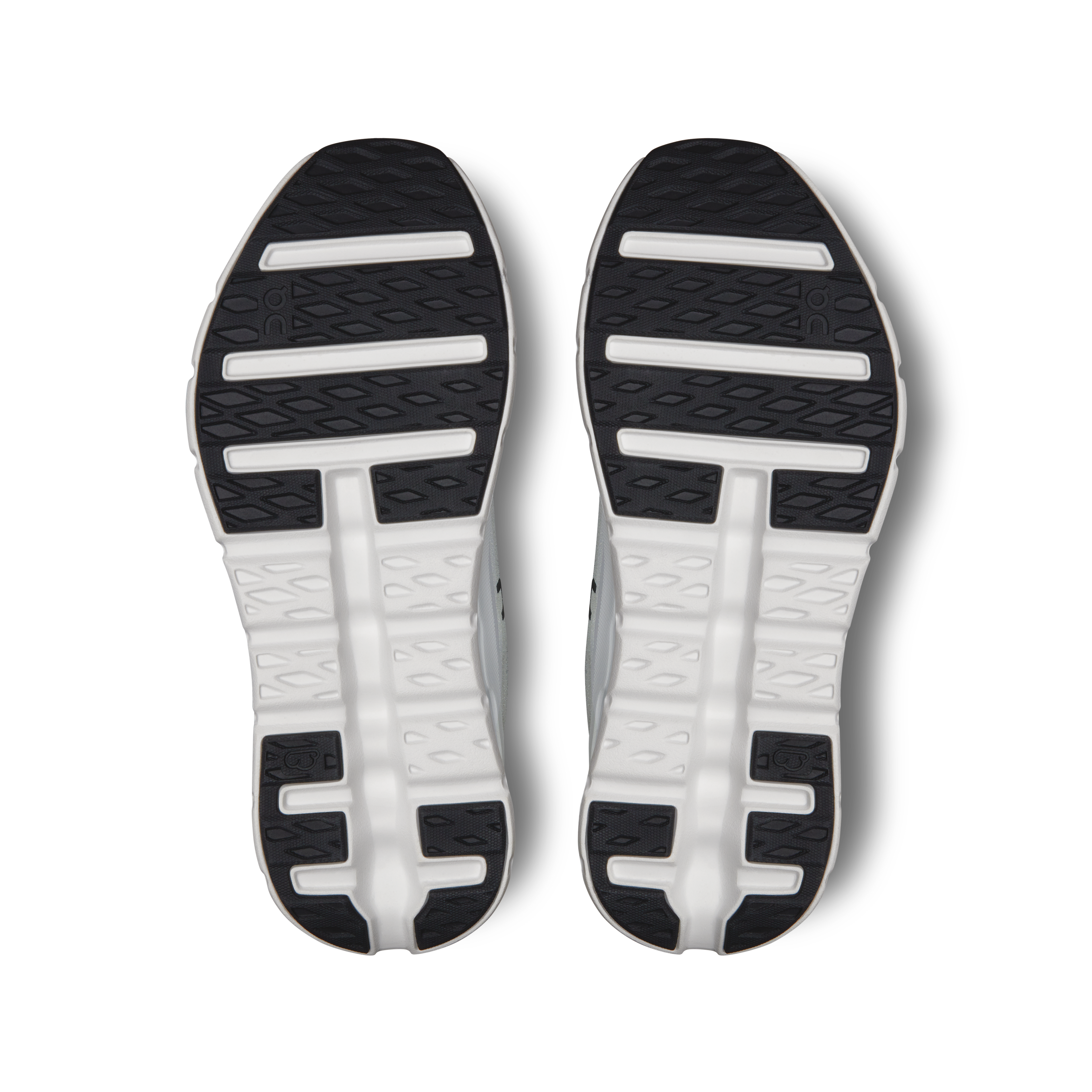 Cloudtilt - Black | Ivory