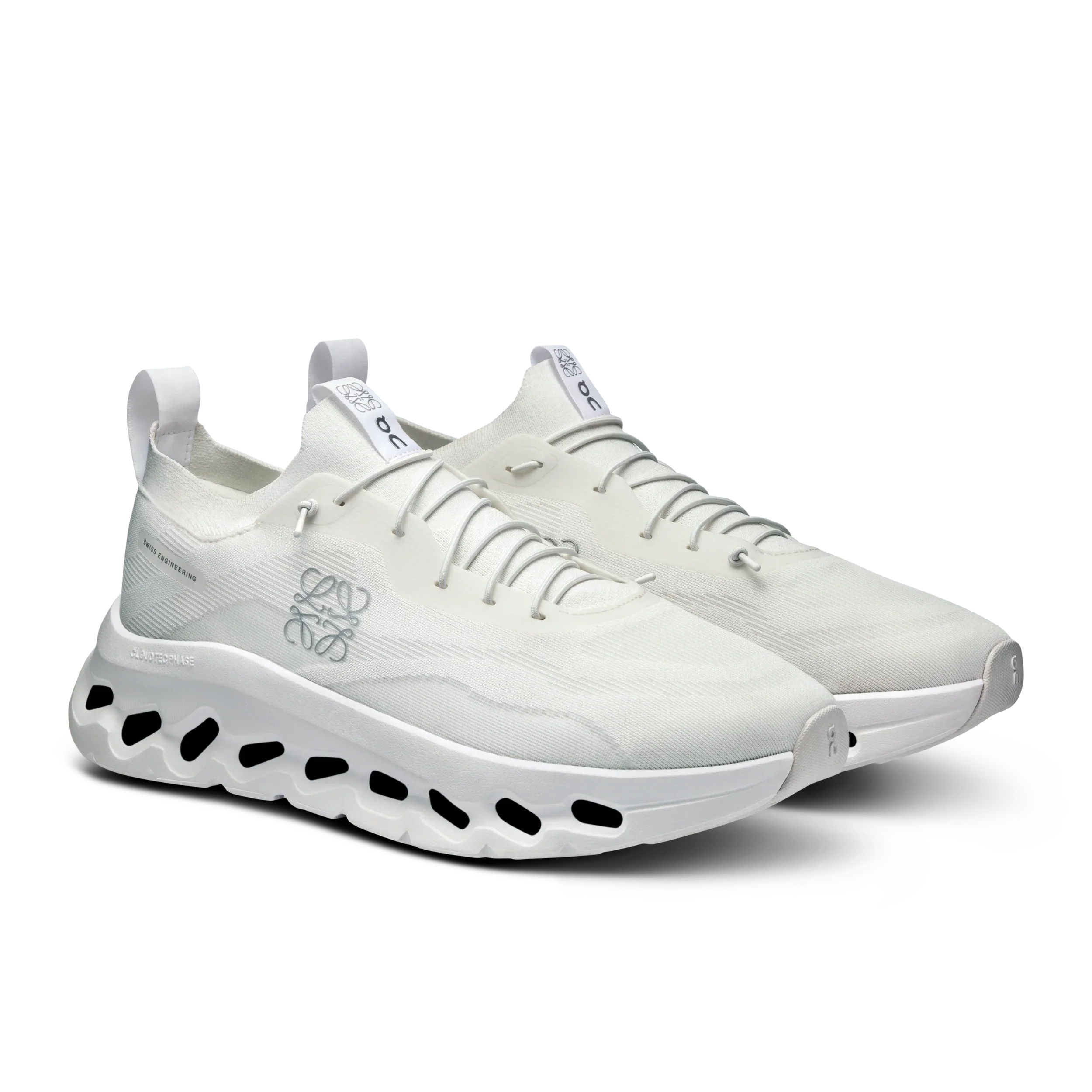 Cloudtilt LOEWE - All White